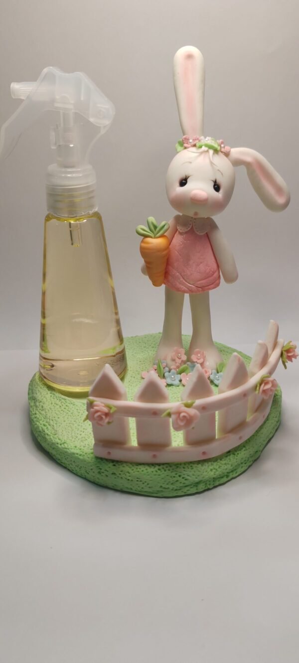 Coneja Anuá en Porcelana